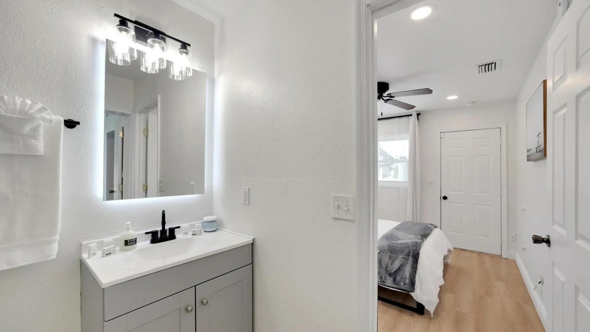 2529 N Habana Place Tampa United States